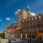 2 Altenkirchen (Mecklenburg-Vorpommern)