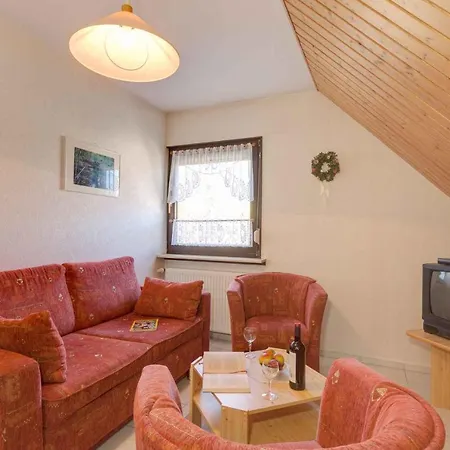 2 Altenkirchen (Mecklenburg-Vorpommern)