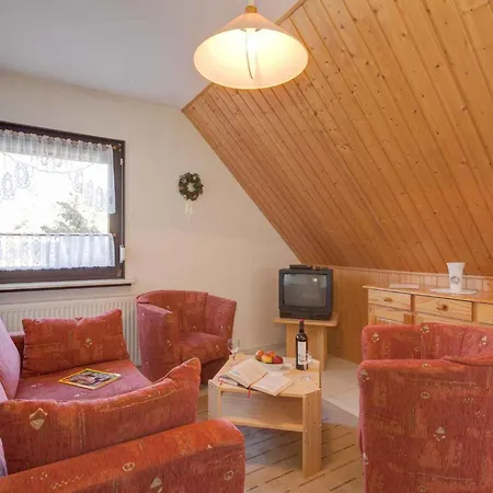 2 Altenkirchen (Mecklenburg-Vorpommern)